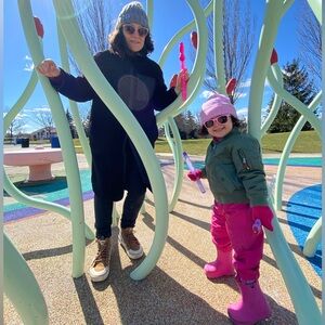 Meet your Posher, Julie